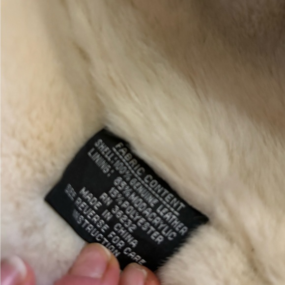 Gallery suede coat. Large. Very heavy. - Picture 7 of 8